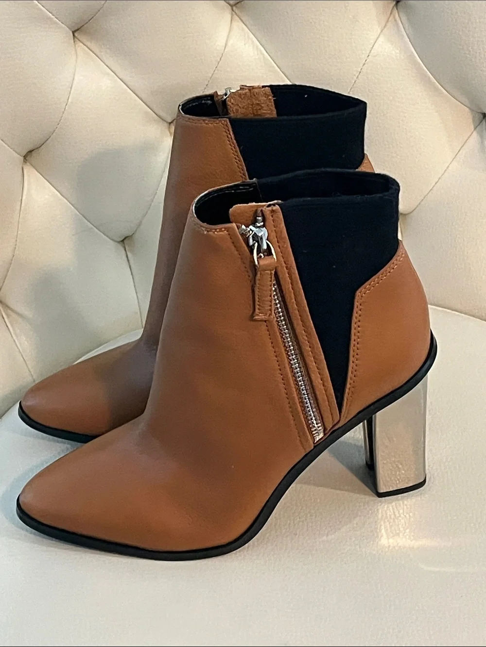 Aldo Tan Leather Ankle Booties with Silver Block Heel Size 8 EYE CATCHING LUXURY